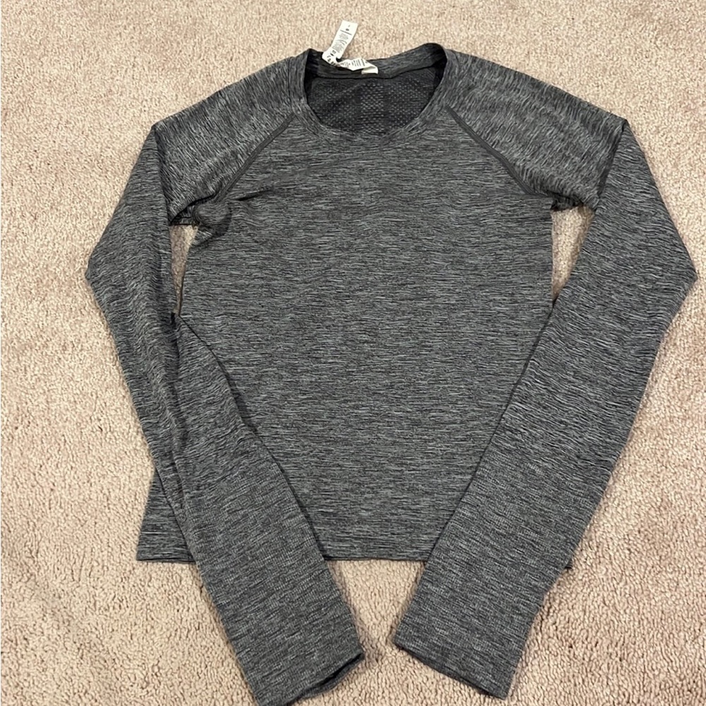 Lululemon Heathered grey  Swiftly Tech Crew Long Sleeve Shirt